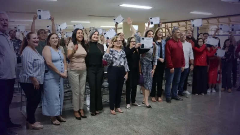 DF conclui formação de professores em curso para prevenir violência escolar