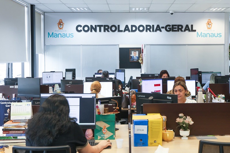 Manaus inaugura sede reformada da Controladoria-Geral do Município
