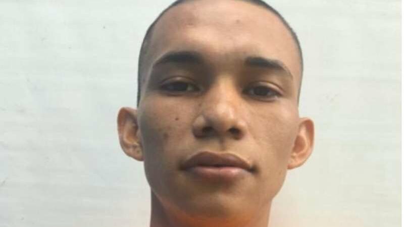 Segundo detento é recapturado e polícia segue atrás de outros 12