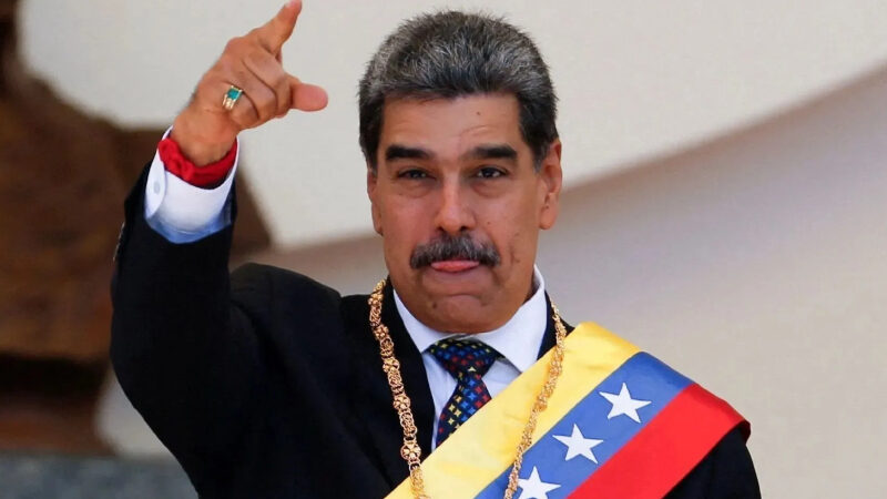 Após ofensiva dos EUA, governo venezuelano afirma não ter contato com Nicolás Maduro