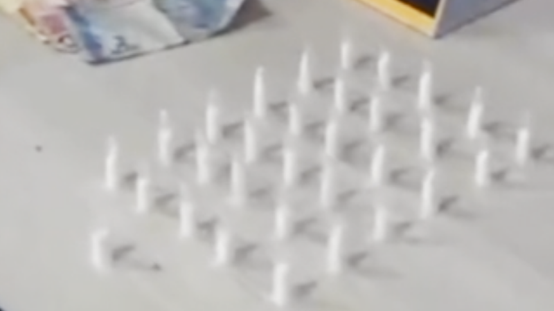 Homem é preso suspeito de tráfico de drogas no bairro Cidade de Deus