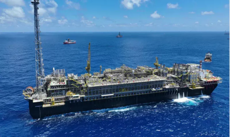 Petrobras coloca plataforma P-78 em operação em Búzios