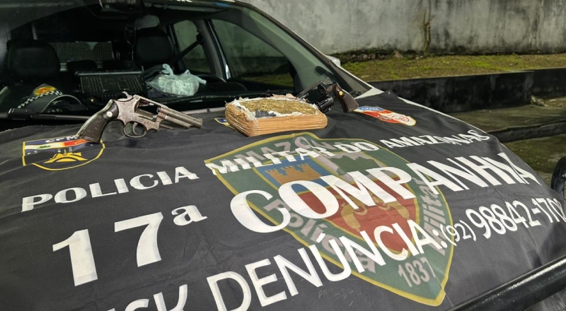 Polícia Militar apreende drogas e armas após perseguição no Parque Mosaico em Manaus; veja vídeo