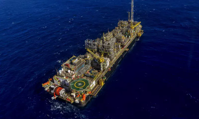 Recorde de produção faz Petrobras superar expectativas em 2025