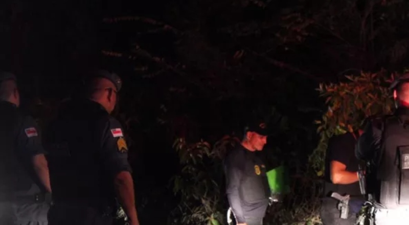 Amarrado, homem é salvo pela polícia antes de ser executado por facção em Manaus