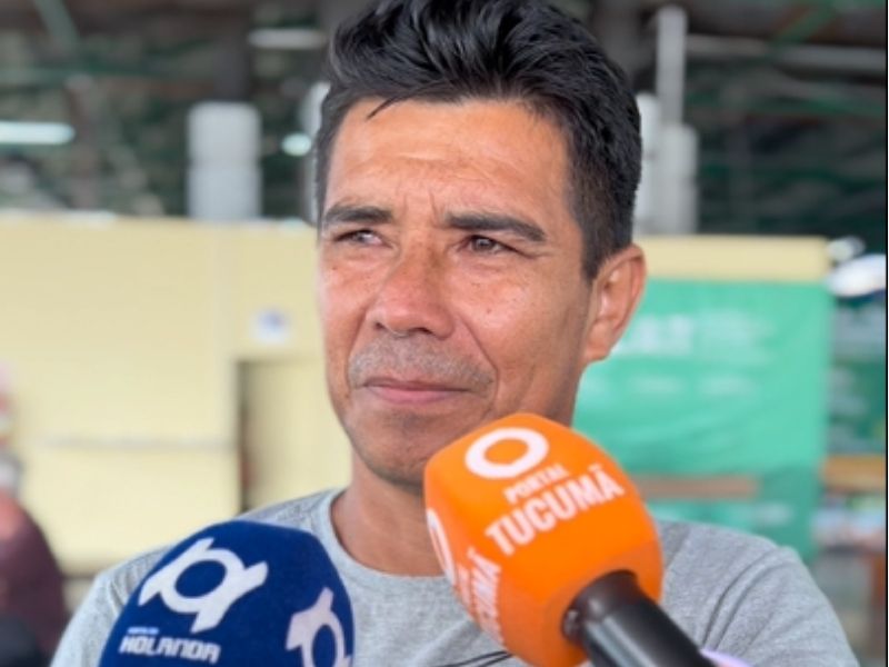 Irmão de tripulante desaparecido acompanha buscas após naufrágio em Manaus