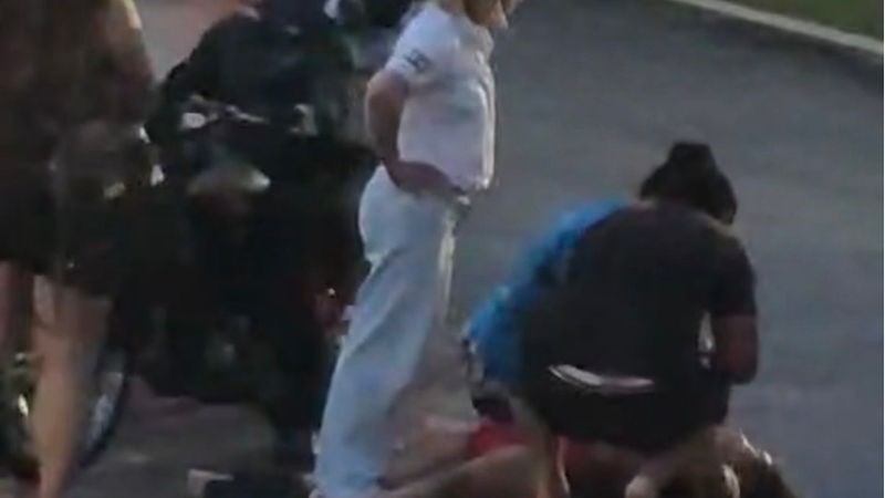 Jovem morre após colisão entre motocicleta e ônibus na AM-010