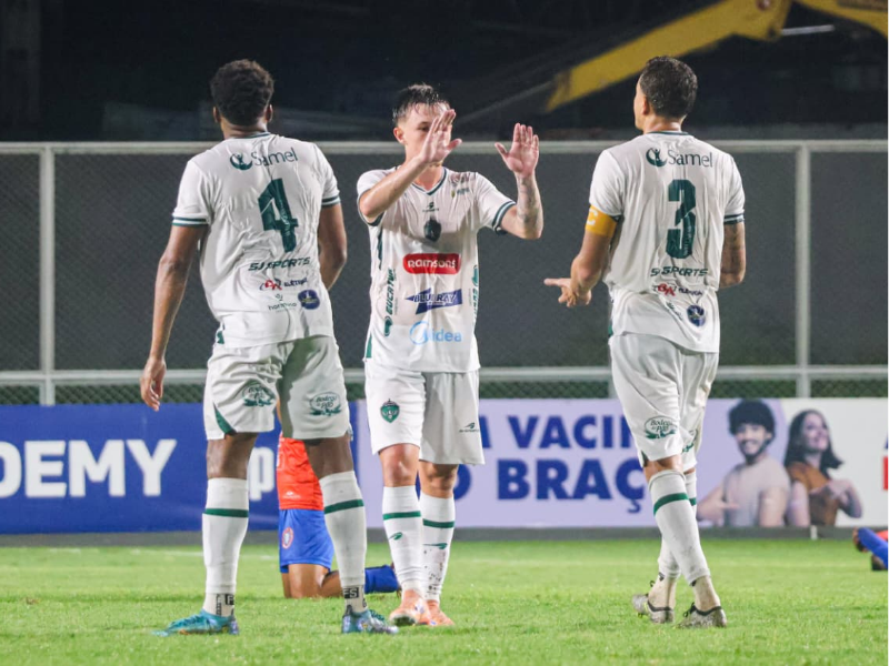 Manaus goleia o São Raimundo, garante vaga na semifinal e confirma rebaixamento do rival no Barezão 2026