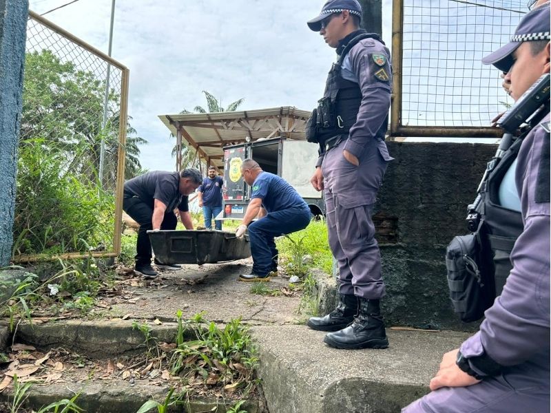 Vigilante encontra homem morto ao lado de shopping em Manaus