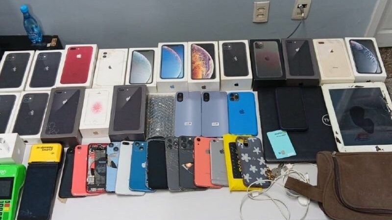 Polícia cumpre mandados contra grupo que desviava celulares oriundos de furto e roubo