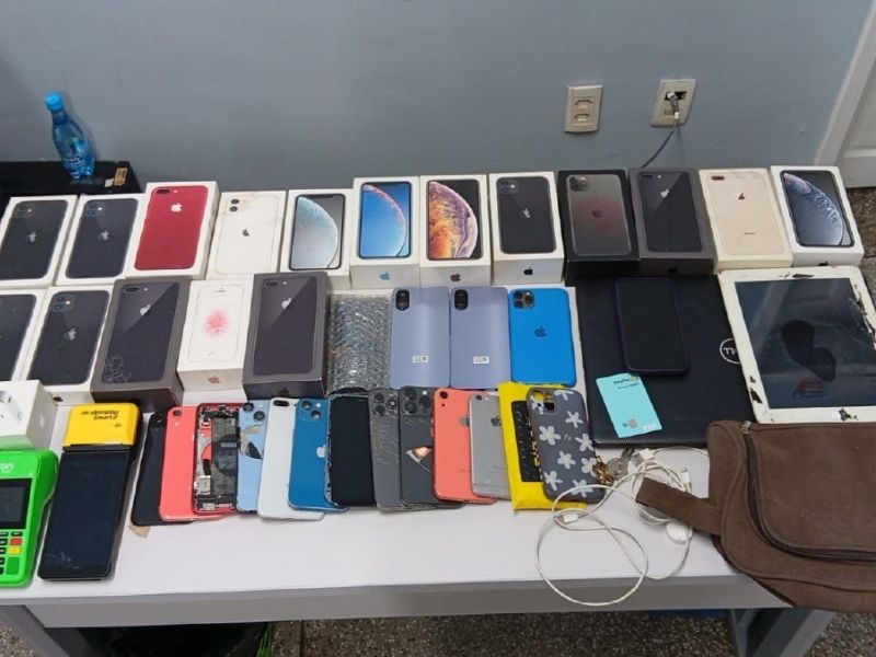 Polícia cumpre mandados contra grupo que desviava celulares oriundos de furto e roubo