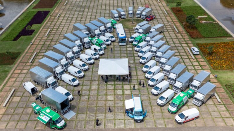 Saúde do DF Reforça Atendimento com Entrega de 56 Novos Veículos