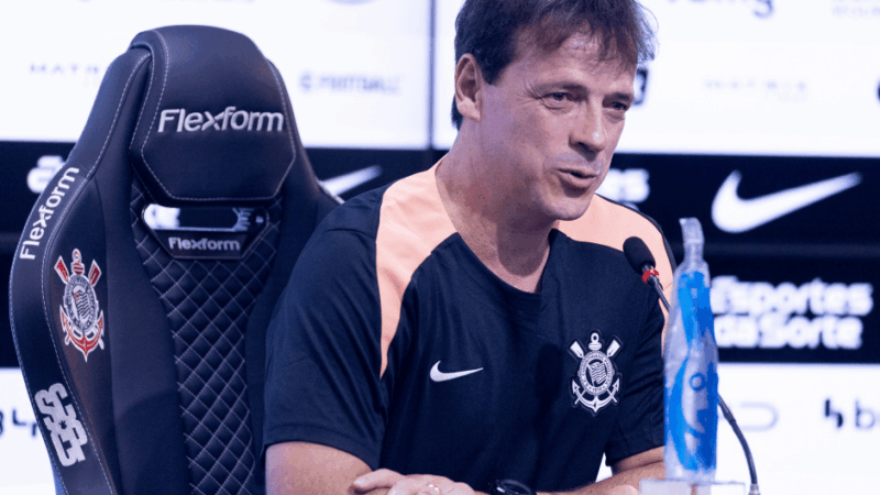 Fernando Diniz é regularizado e “reforça” Timão na estreia da Libertadores