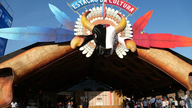 Intercâmbio artístico e arte urbana ganham destaque em programação cultural em Parintins