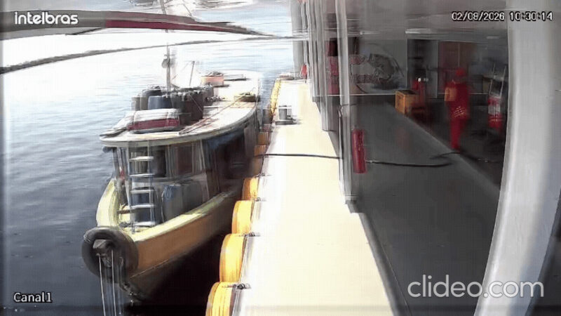Barco explode em posto flutuante no AM e passageiros pulam no rio