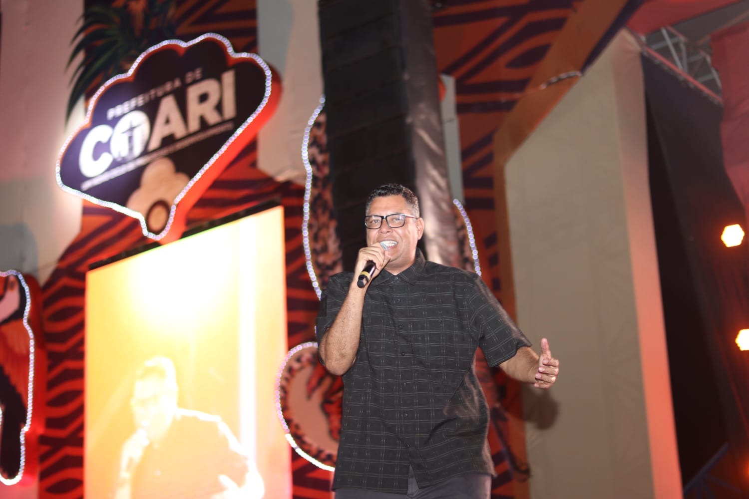 Coari finaliza festa de 94 anos com show gospel de Anderson Freire