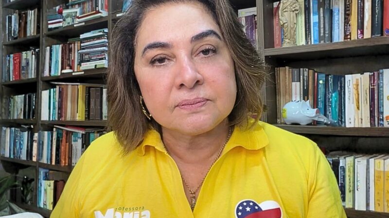 Maria do Carmo protocola denúncia na PRE-AM sobre suposta entrega irregular de cestas básicas