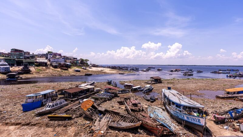 Rio Negro está 3,85 metros abaixo do nível de 2025 em Manaus